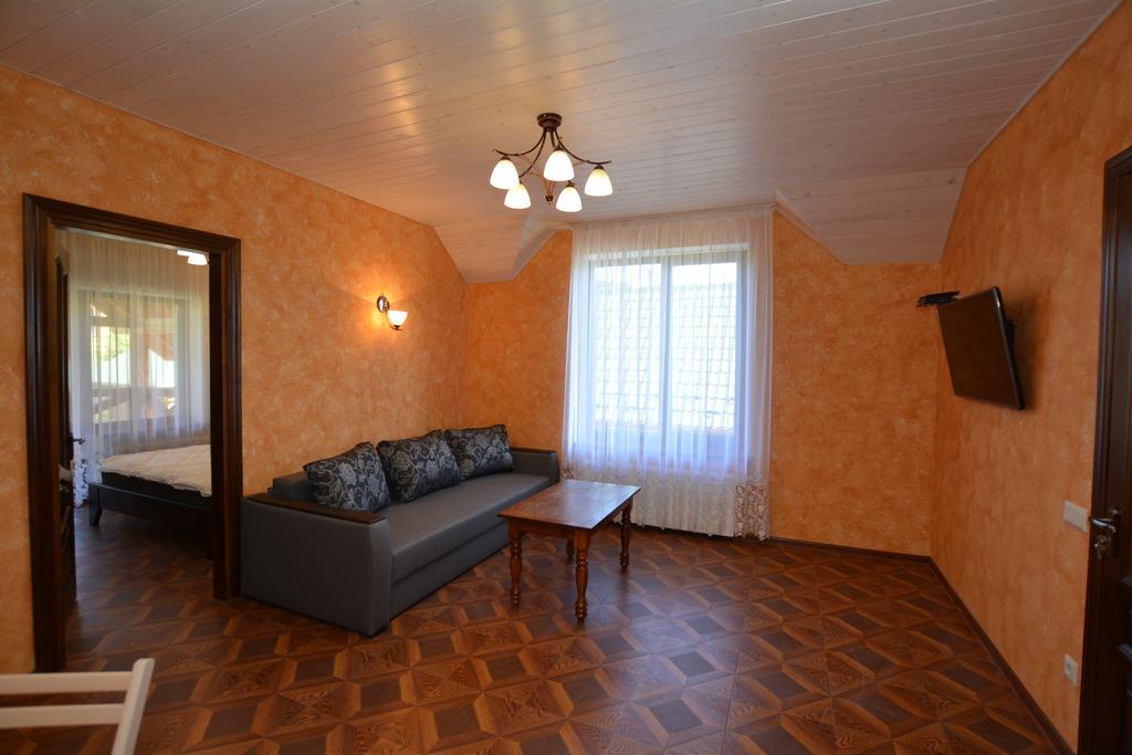 Zolota Rybka Villa Skhidnytsia Room photo